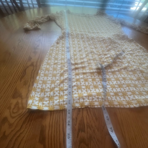 Patterned Dress - Picture 6 of 9